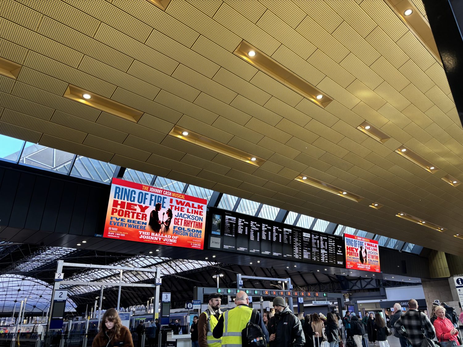 Glasgow media billboards at Queen Street